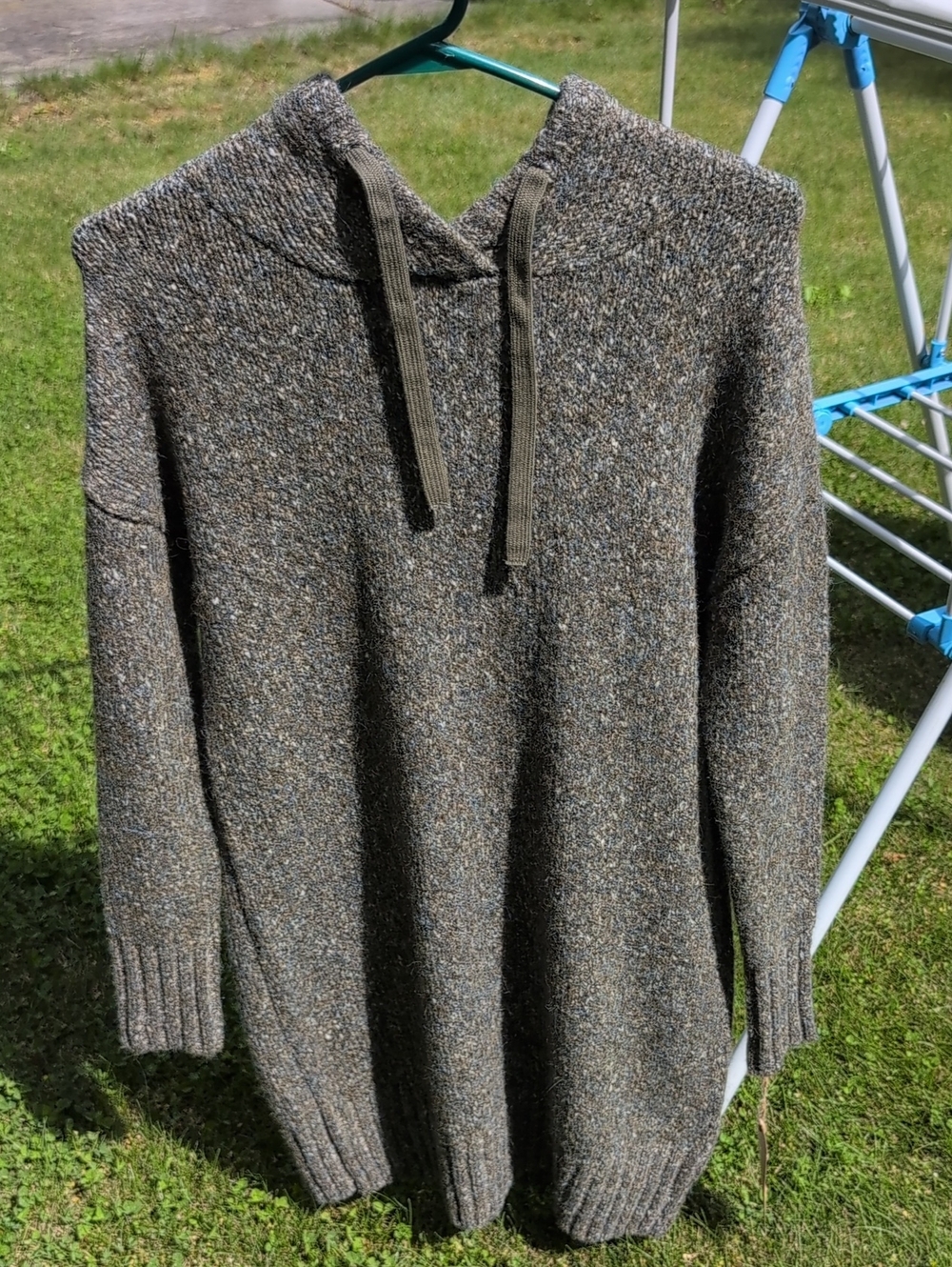 NWT Olive Grey Speckled Hooded Knit Tunic S
